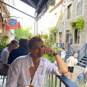 Meet your Posher, Angela